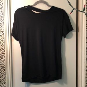 Black t-shirt with cut in the shoulder